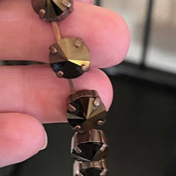 Sabika W18 Necklace - Picture 3 of 4